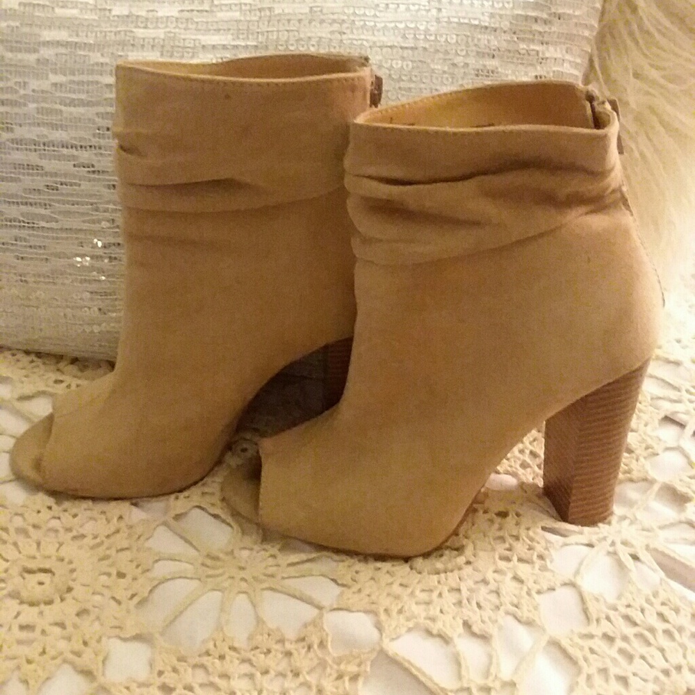 Express open toe boot